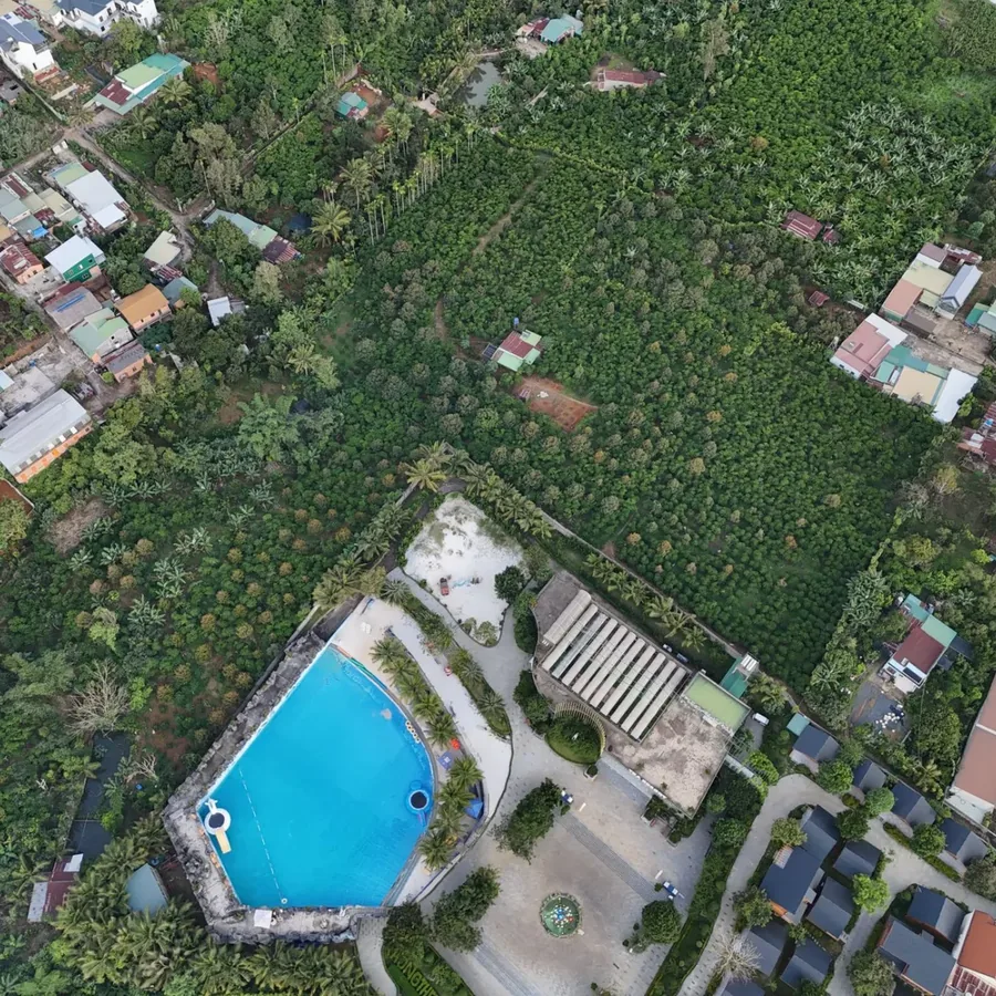 Phòng đôi có cửa sổ